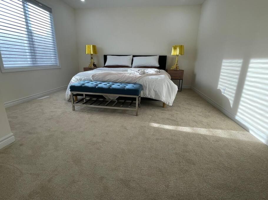 Treasure In Brant - 4 Bedroom Detached House パリス エクステリア 写真